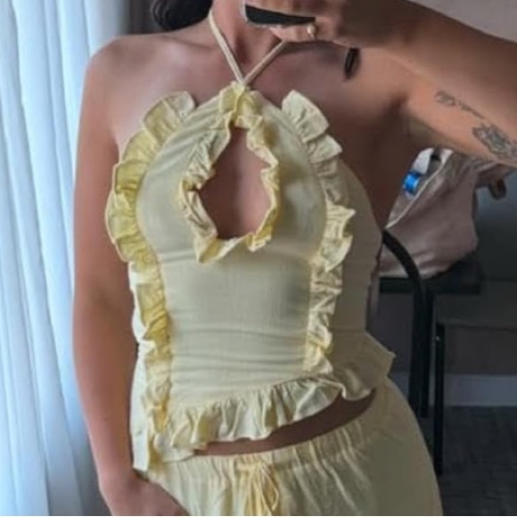 Yellow Ruffled Halter Top - Picture 6 of 7